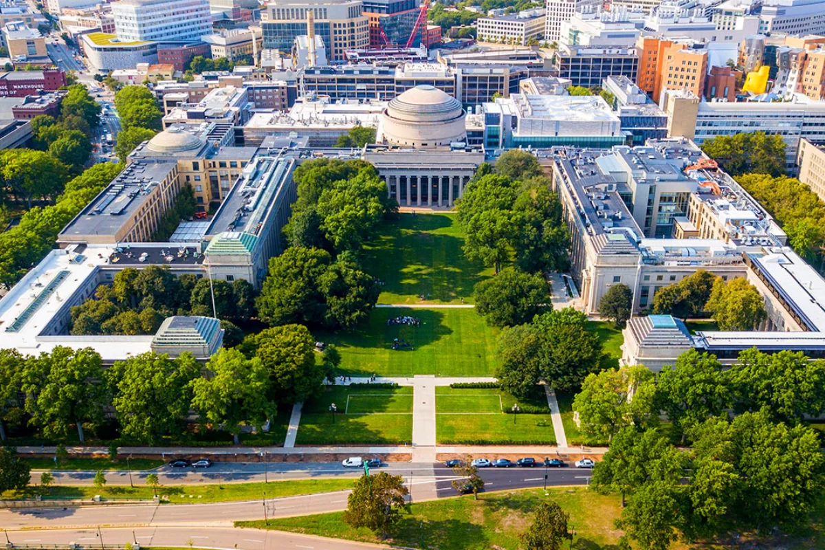 Massachusetts Institute of Technology (MIT)